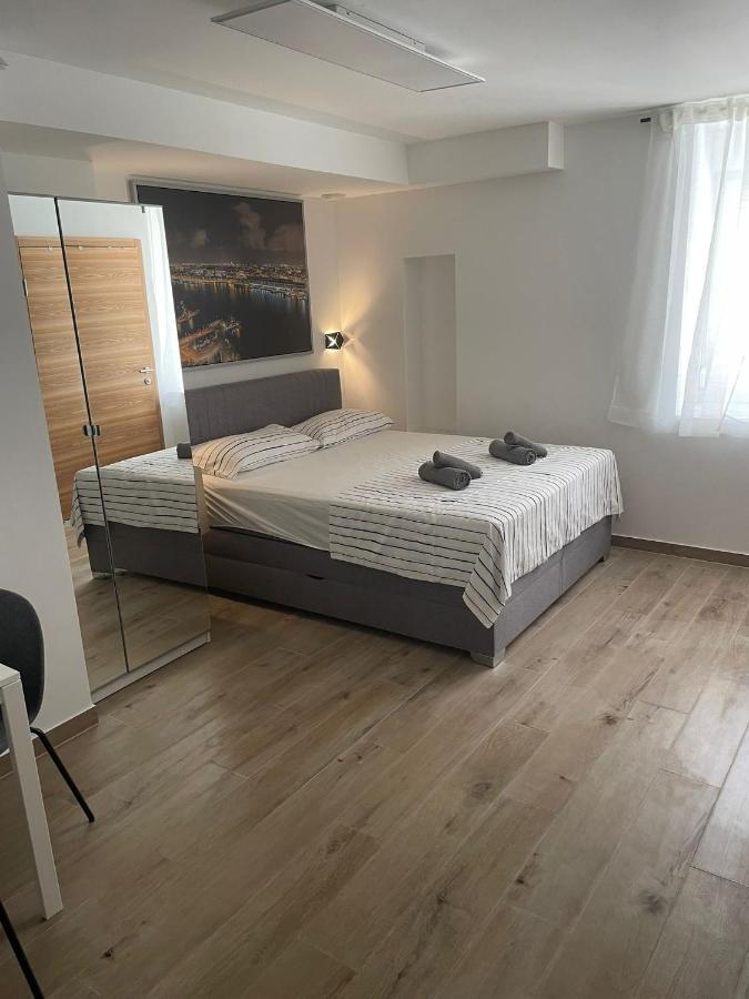 Apartments Anka Pula Exteriér fotografie