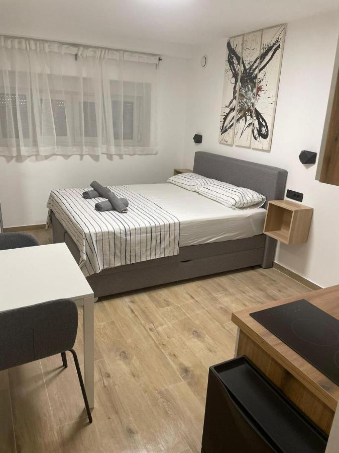 Apartments Anka Pula Exteriér fotografie